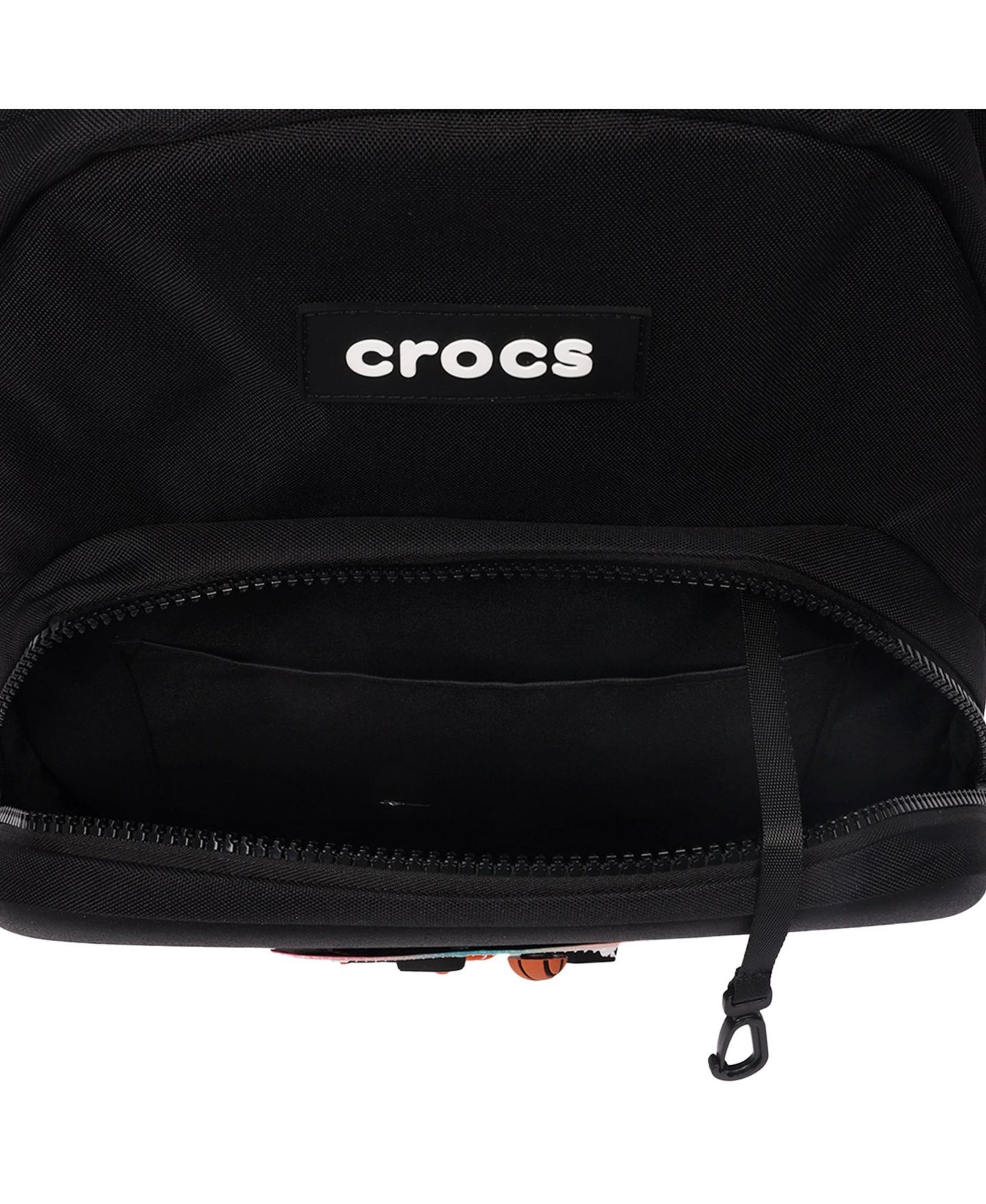 Рюкзак Crocs Back to School with EVA Front Pocket Customizable Jibbitz, цвет: Чёрный — фото 7