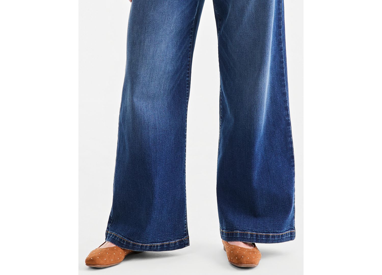 Women's Petite High-Rise Wide-Leg Pull-On Jeans