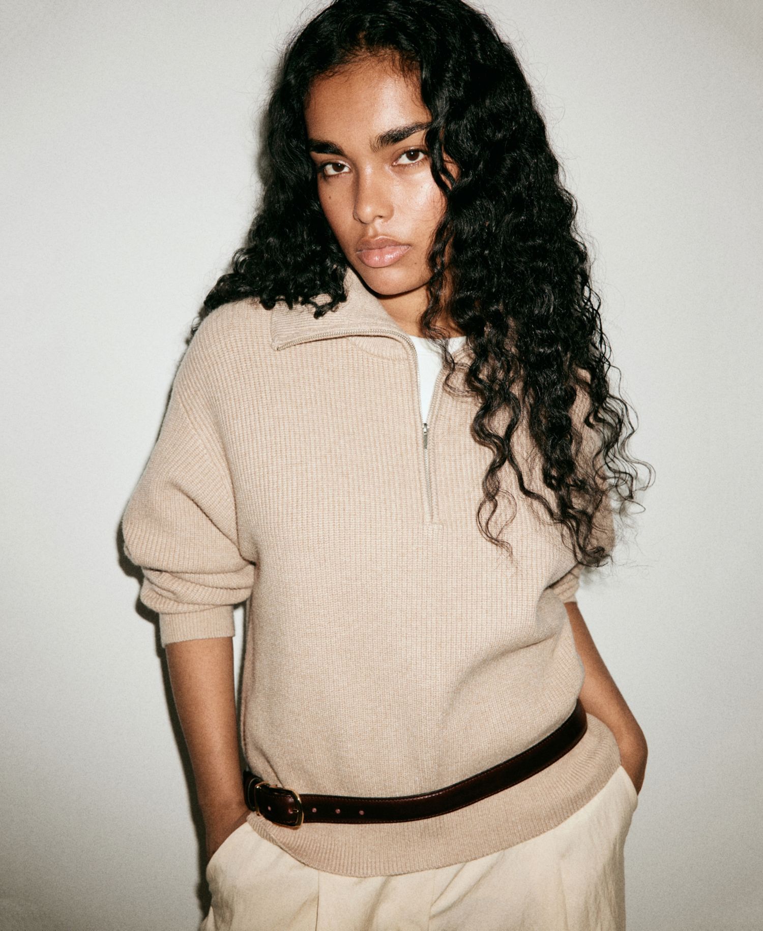 Women's Contrasting Zipper Collar Ribbed-Knit Sweater