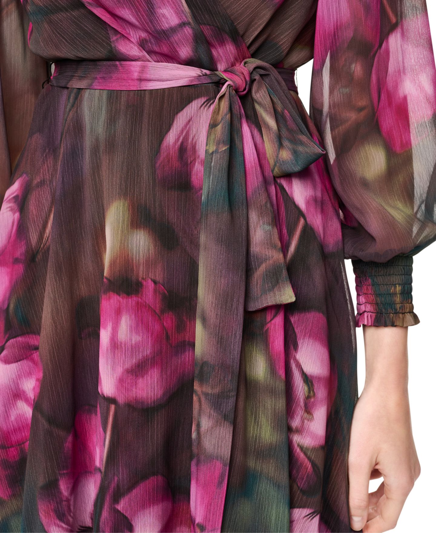 Женское платье DKNY Petite Smocked Wrap Midi Floral-Print Long-Sleeve Dress, цвет: Ягодный разноцветный — фото 3