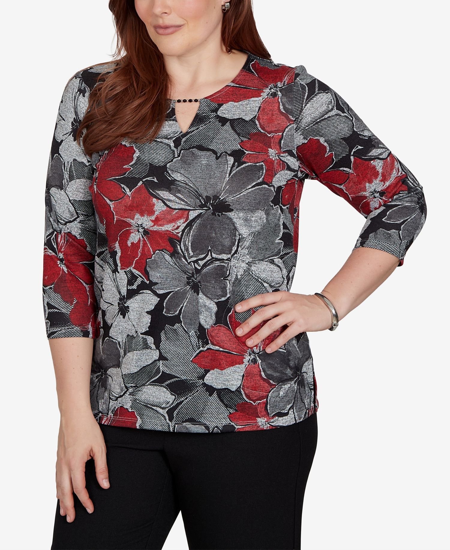 Petite Textured Floral 3/4 Sleeve T-Shirt