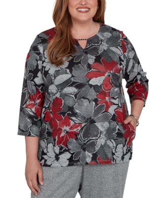 Plus Size Floral 3/4-Sleeve Split-Neck Top