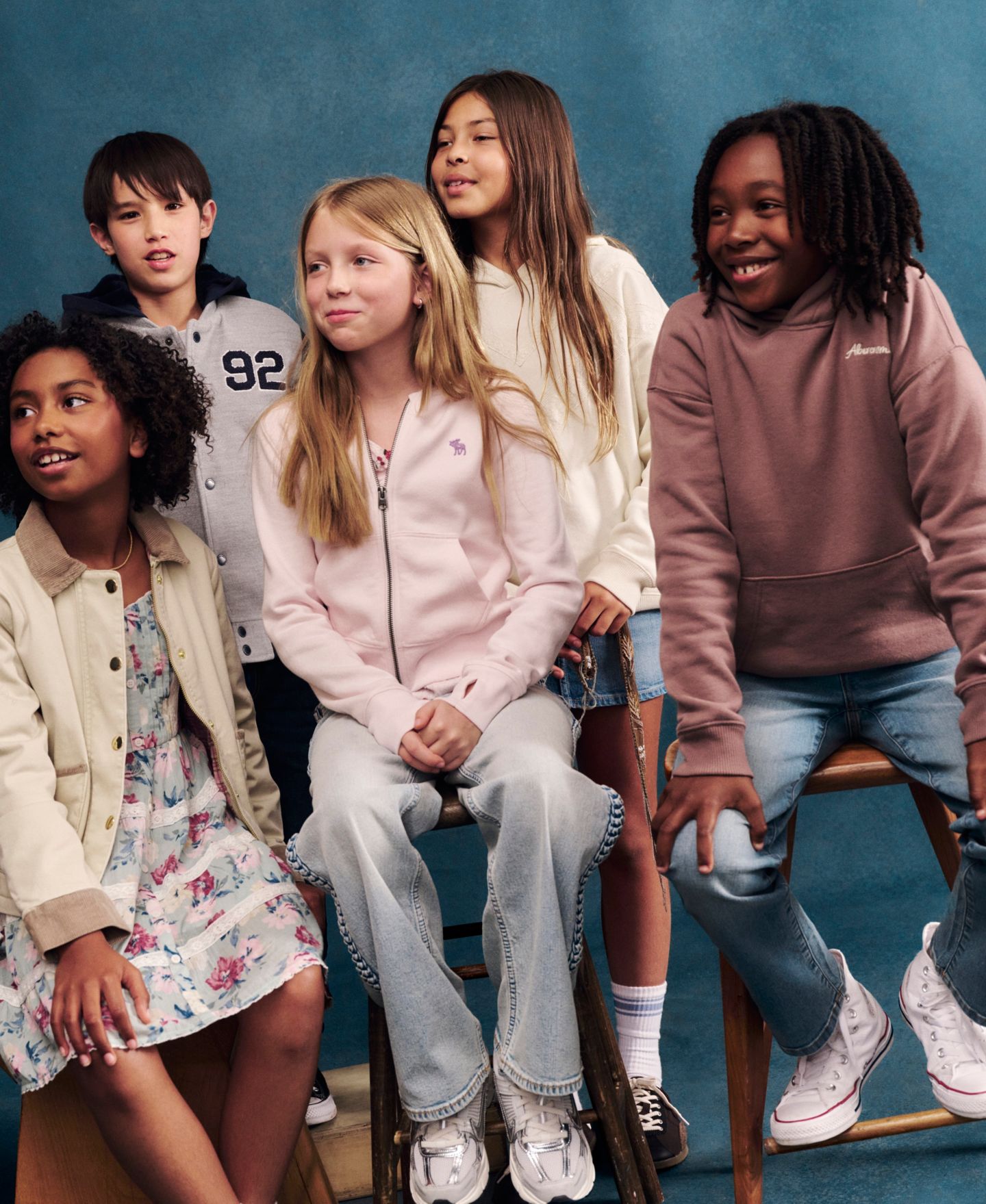 Худи abercrombie kids Long-Sleeve Saddle Up для мальчиков, цвет: Глубокий серо-коричневый — фото 8
