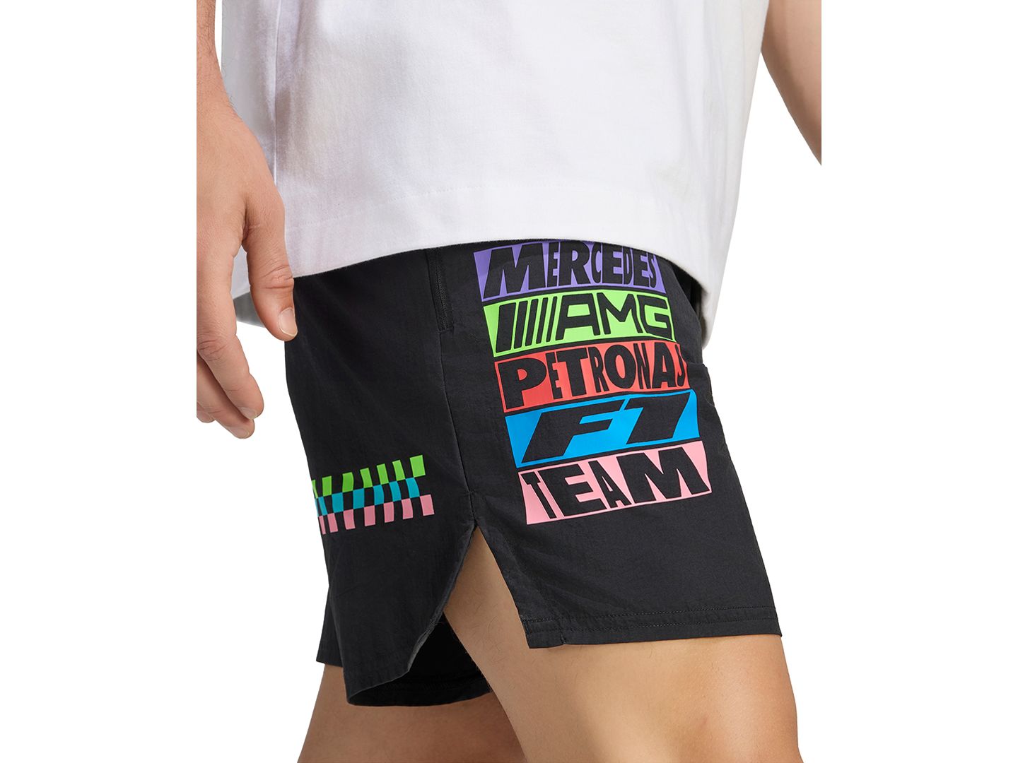 Мужские шорты adidas Mercedes F1 Shorts, цвет: Чёрный — фото 3