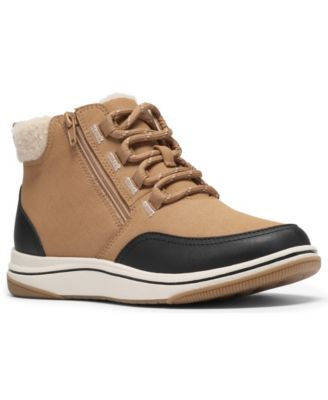 Women's Breeze Moss Zipper Booties
