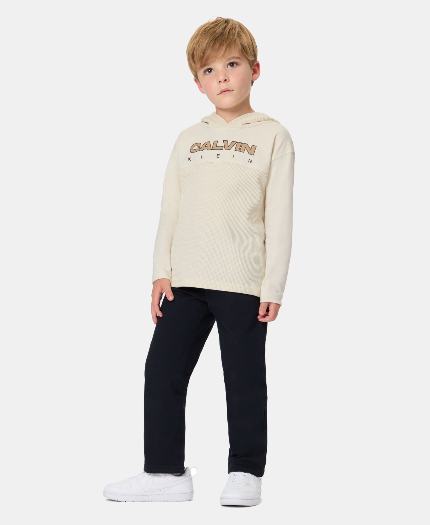 Детский комплект Calvin Klein: худи с длинным рукавом и брюки, 2T-7, цвет: Серебряный берёзовый / Чёрный — фото 1
