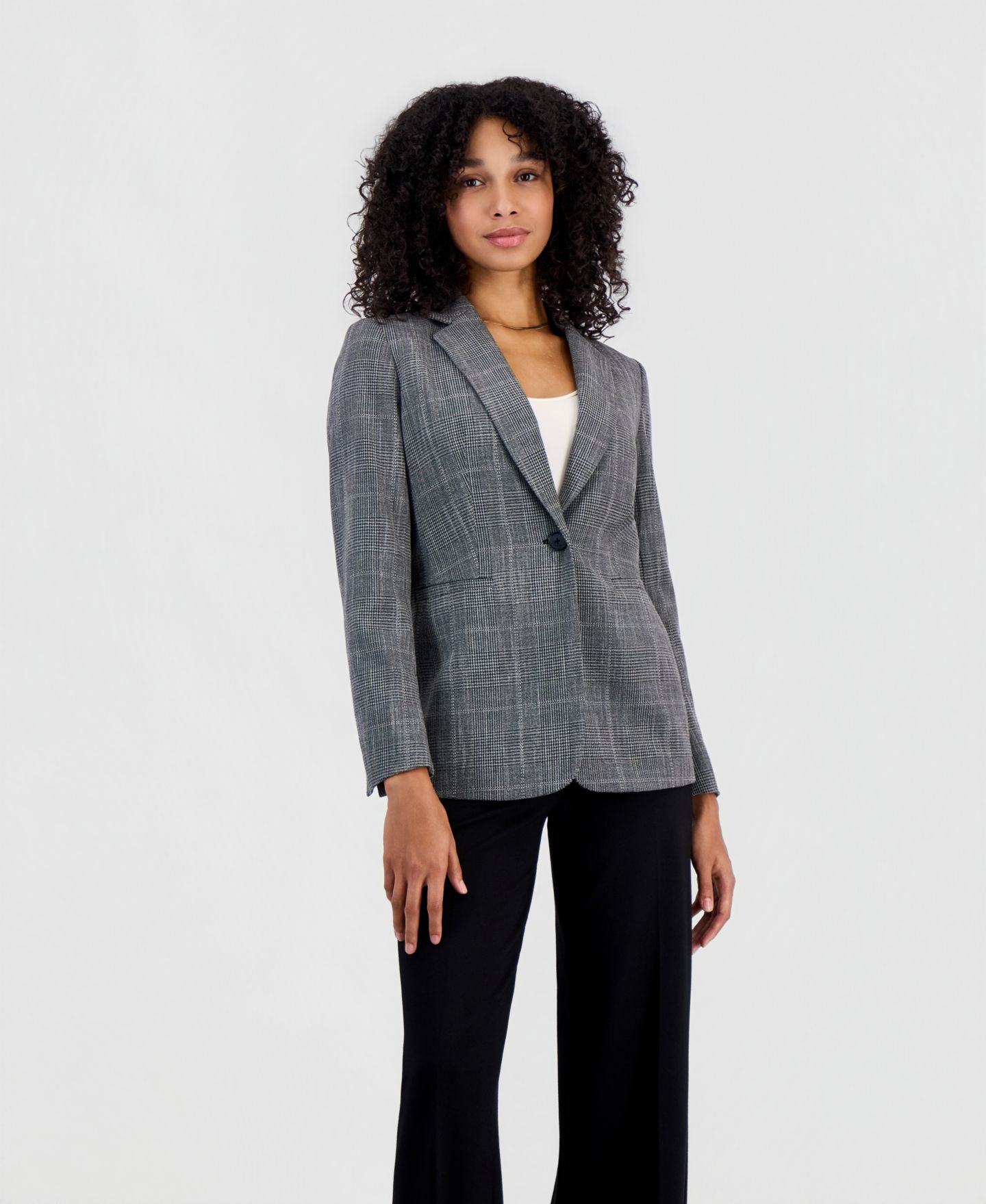 Женский пиджак Bar III Plaid-Stretch Blazer, цвет: Чёрный разноцветный — фото 1