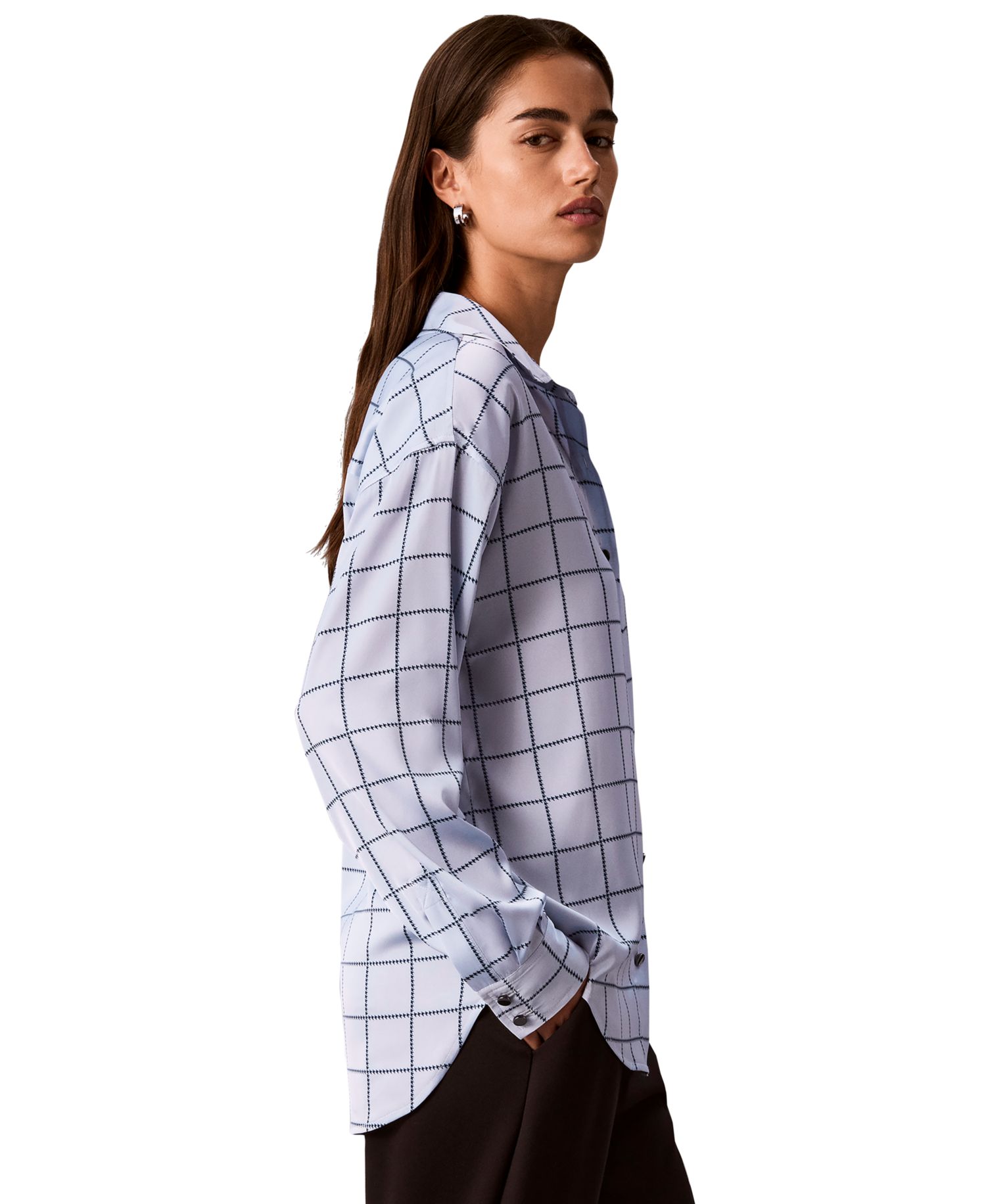Women's Plaid Long-Sleeve Button-Up Shirt