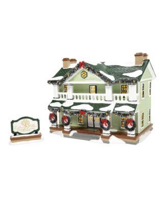 Snow Village Enduring Willow Senior Center Figurine, Set of 2