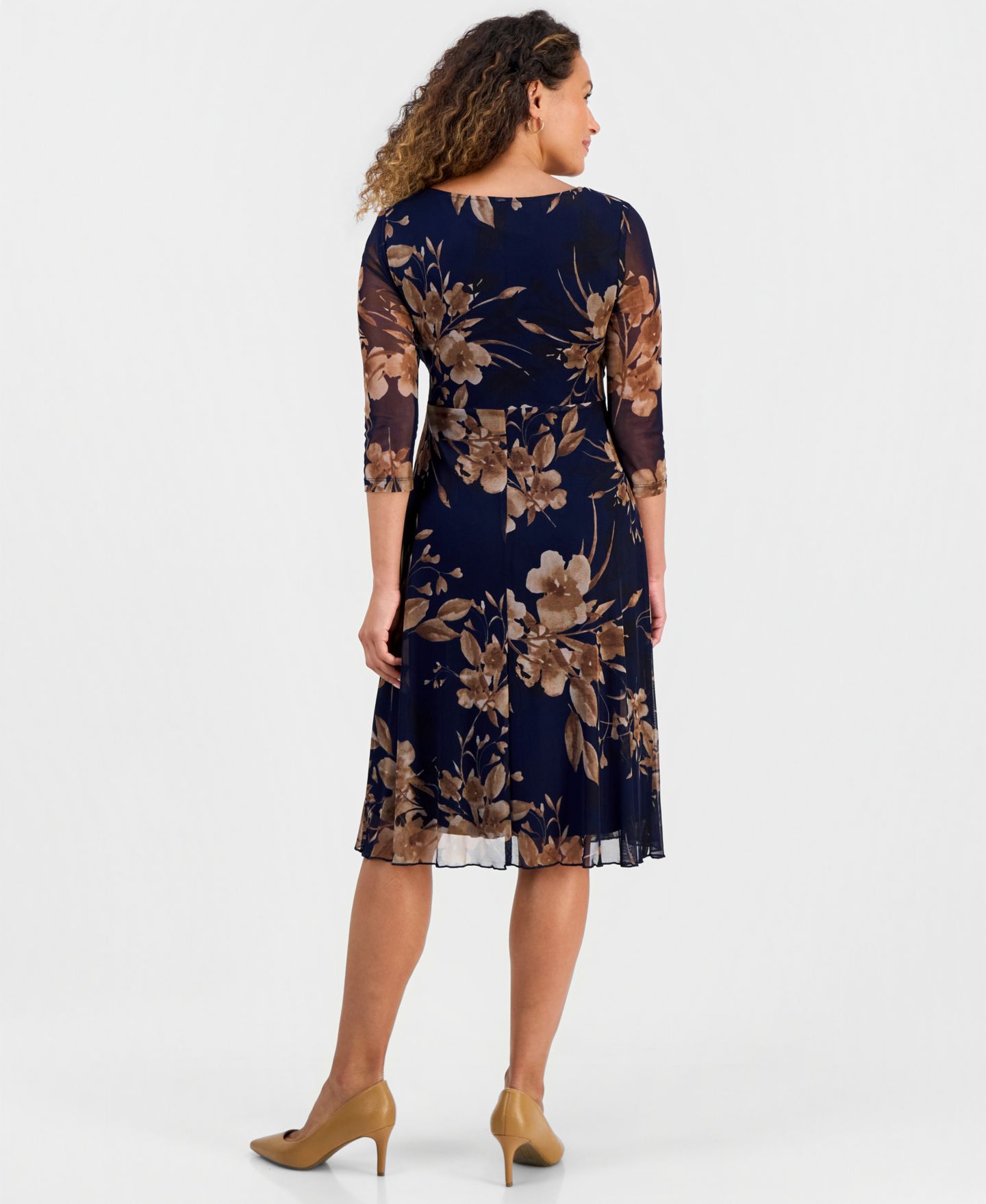 Женское платье Connected Petite Tie-Waist Floral-Print Fit-and-Flare Midi, цвет: Тёмно-синий — фото 5