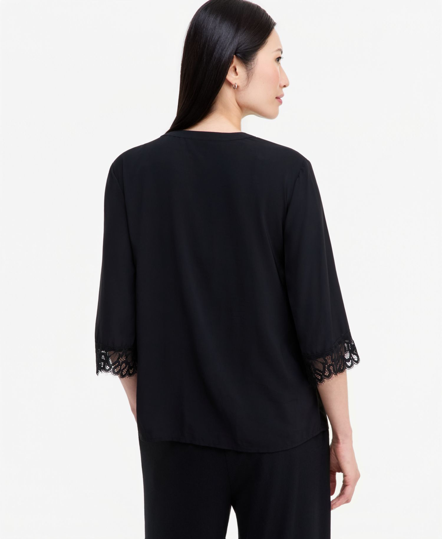Women's V-Neck 3/4-Sleeve Lace-Trim Blouse