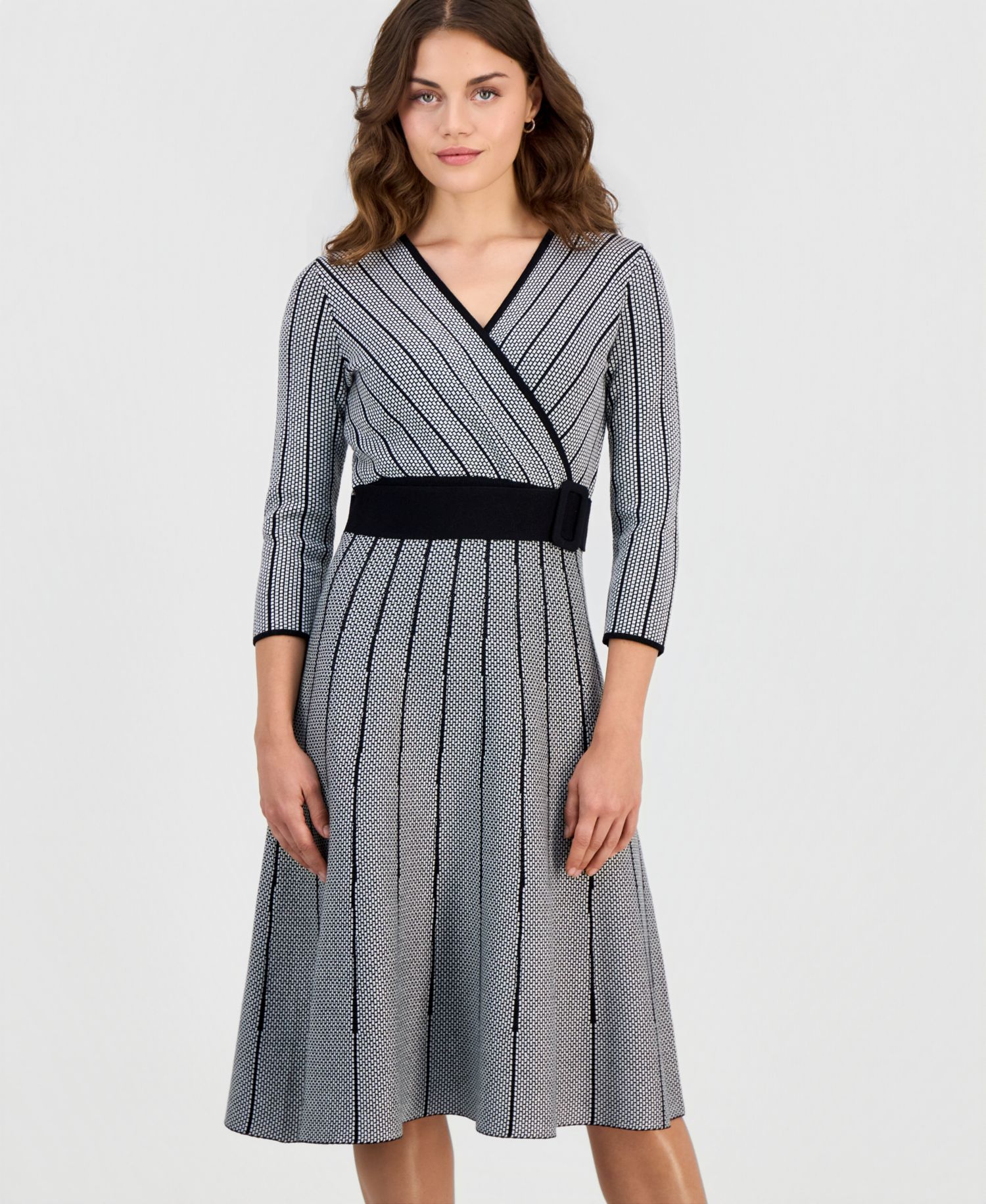 Women's Surplice Jacquard Belted V-Neck 3/4 Sleeve Fit & Flare Midi Dress