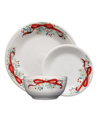 Holly Berry Christmas Garland 3-Piece Place Setting