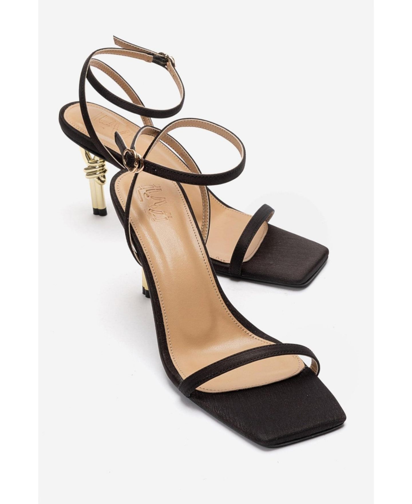 Женские сандалии Prologue Shoes Sone Stiletto Ankle Strap Sandal, цвет: Чёрный — фото 3
