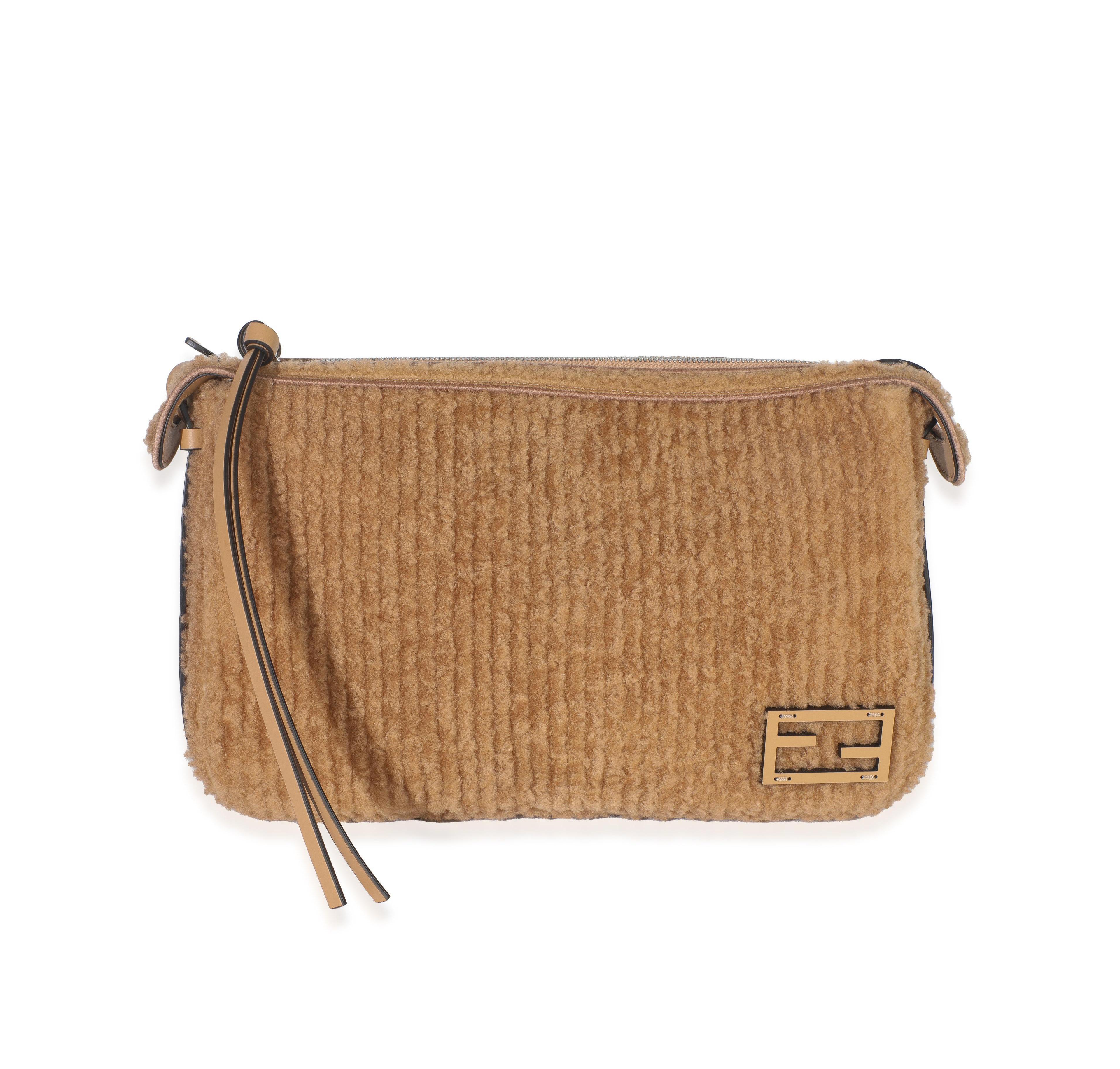 Pre-Owned Fendi Miele Scuro Shearling Vitello Medium Simply Fendi Shoulder Bag