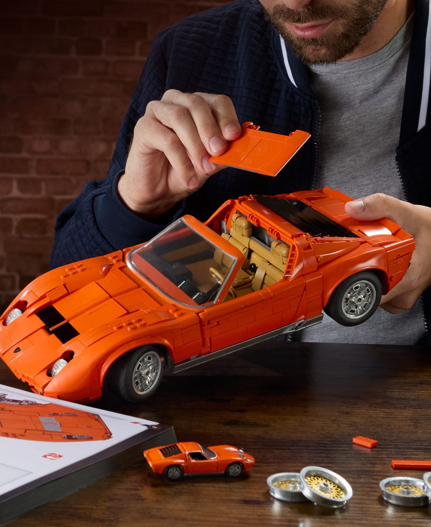 Конструктор Mattel Brick Shop Hot Wheels Lamborghini Miura P400 SV, 1523 детали, от 17 лет — фото 3