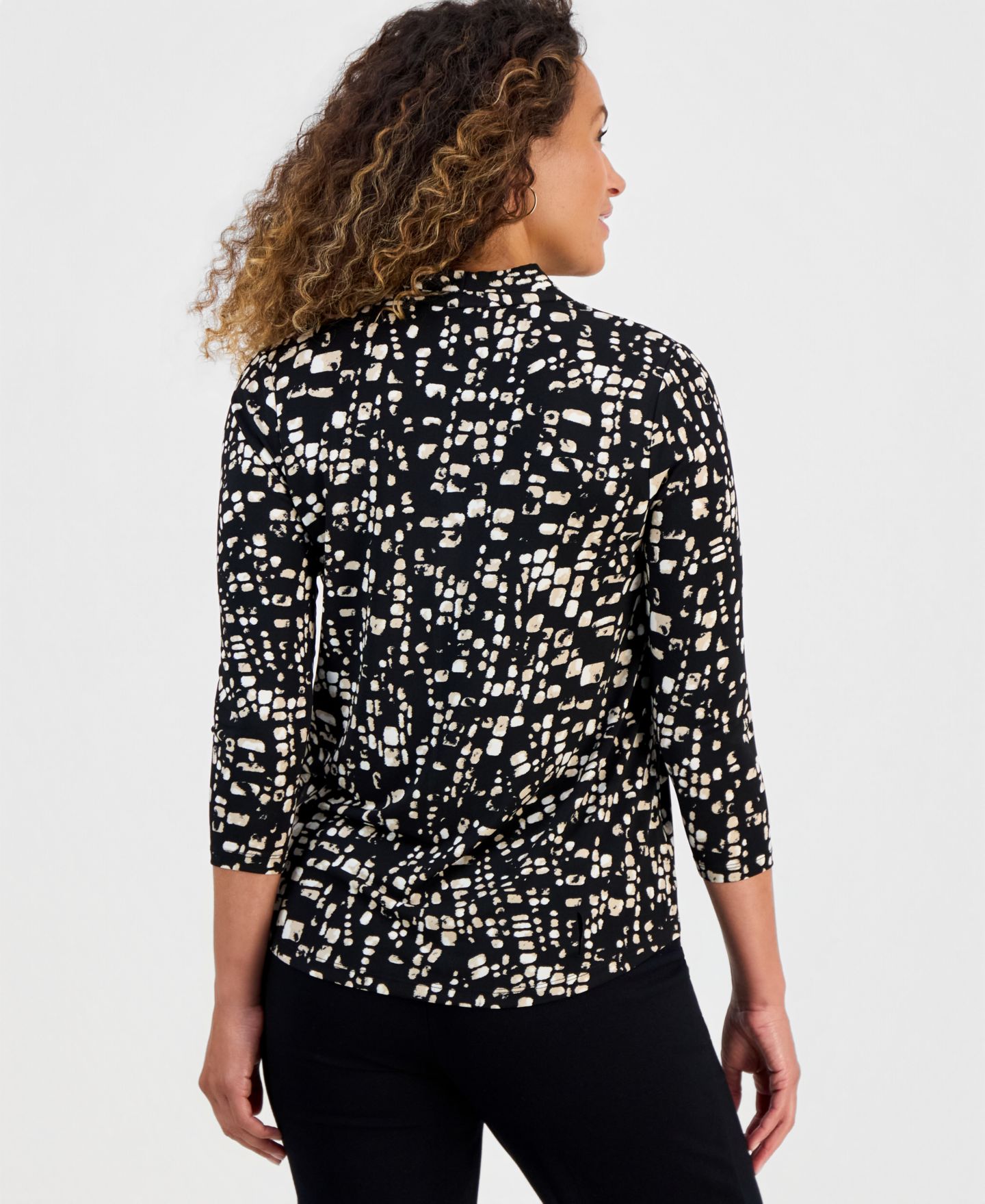 Женский топ JM Collection Petite Printed 3/4 Sleeve V-Neck Knit, цвет: Глубокий чёрный — фото 4