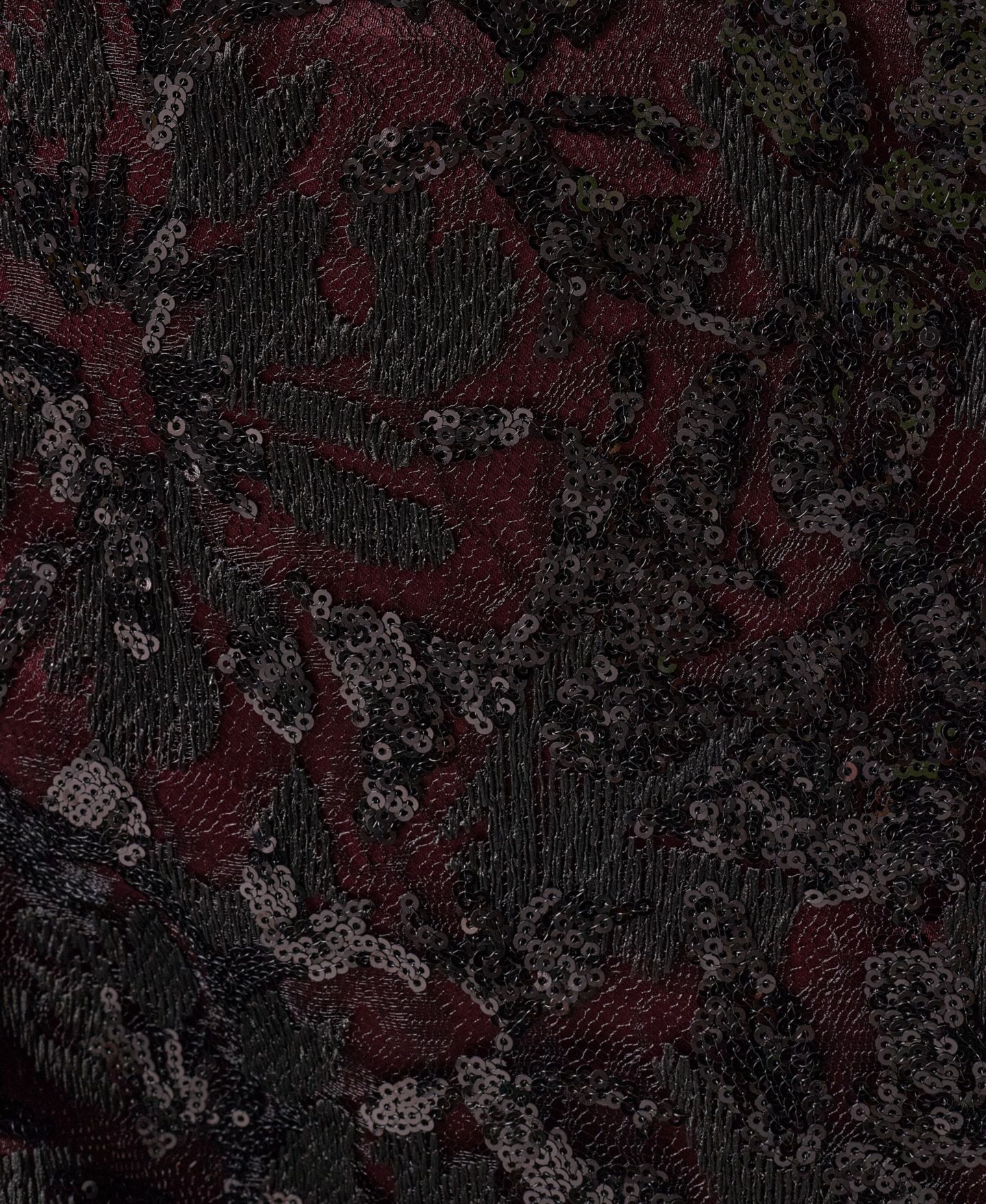 Женское платье Donna Karan New York Sleeveless Sequin-Embroidered Low V-Back Gown, цвет: Чёрный вишнёвый — фото 5