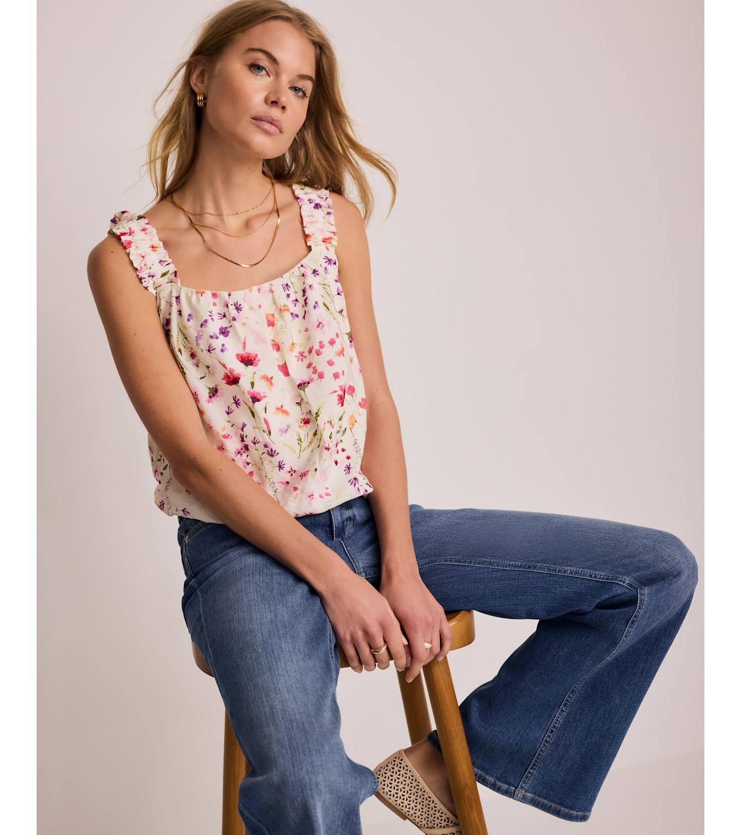 Women's Sleeveless Square Neck Floral-Print Top