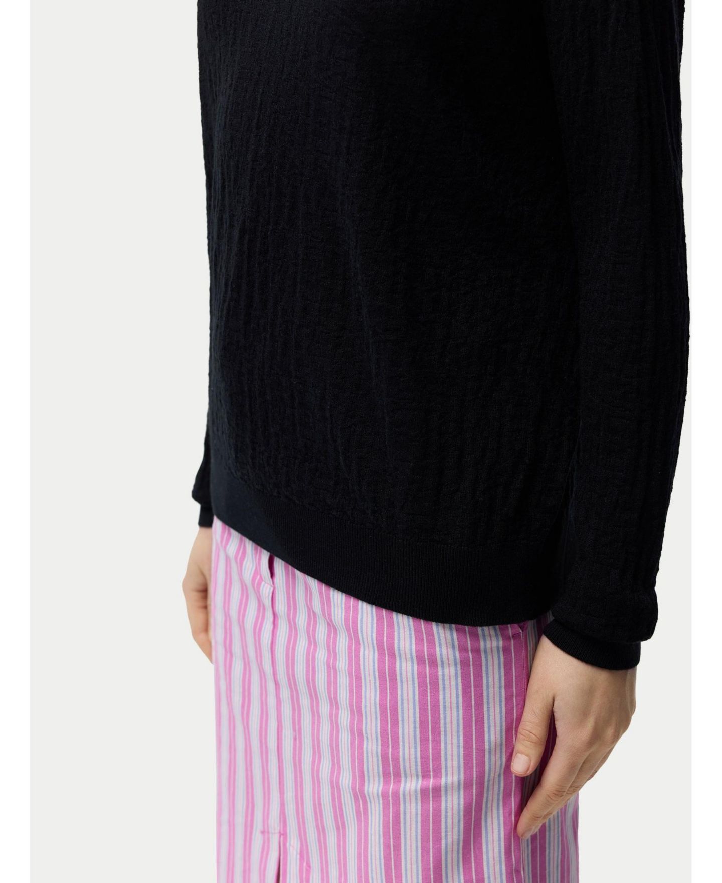 Женский свитер Gobi Cashmere Silk Cashmere Textured, цвет: Чёрный — фото 7