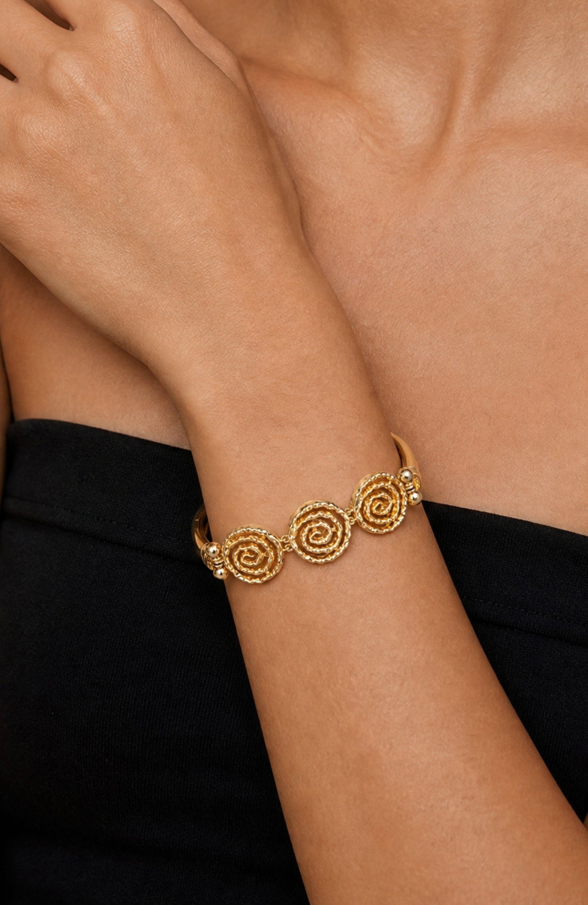 Retro Chic Eternal Spiral Small Bracelet