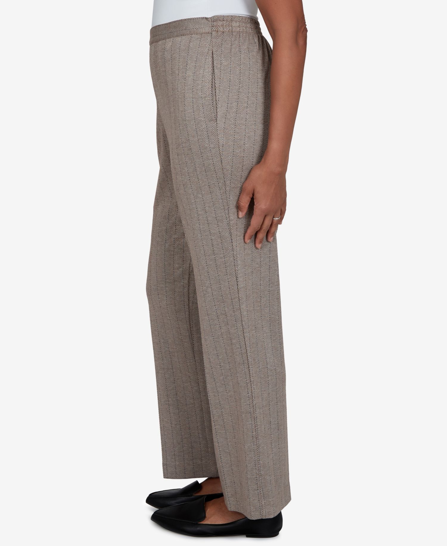 Petite Mid-Rise Straight Pull-On Pants