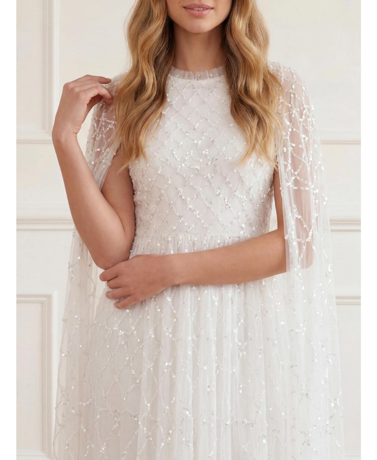 Women's Heart Lattice Cape Sequin-Embellished Floor-Length Gown