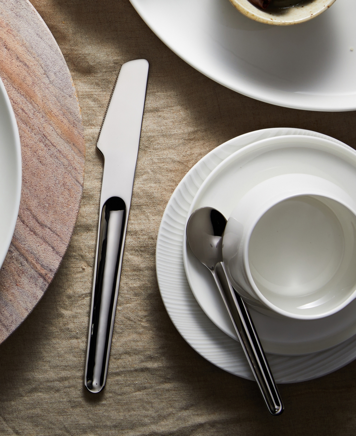 Noritake Marc Newson 16-piece Flatware Set In Silver