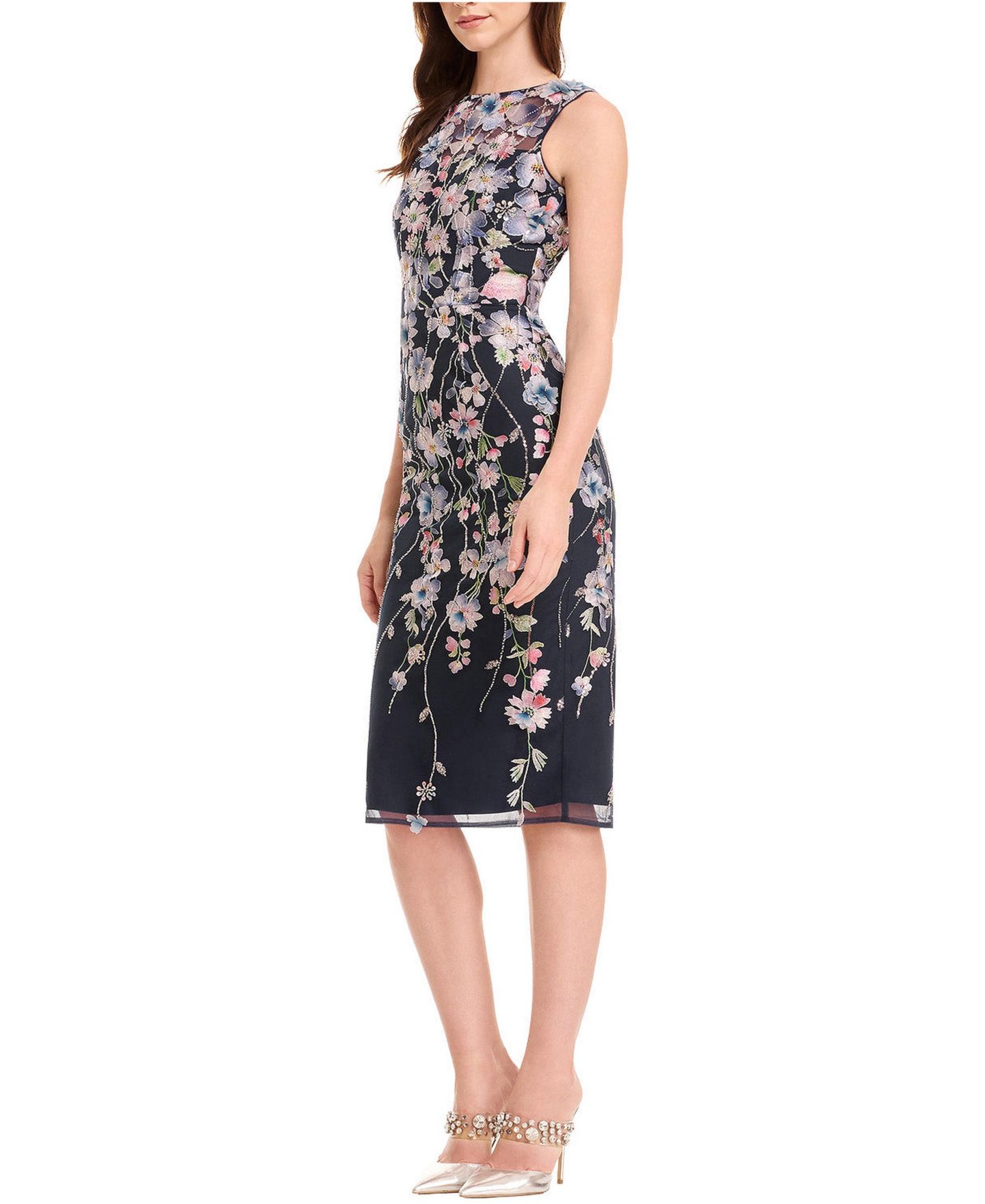 Женское платье Dress the Population Claudette Floral-Embroidered Sheath Midi, цвет: Тёмно-синий разноцветный — фото 2