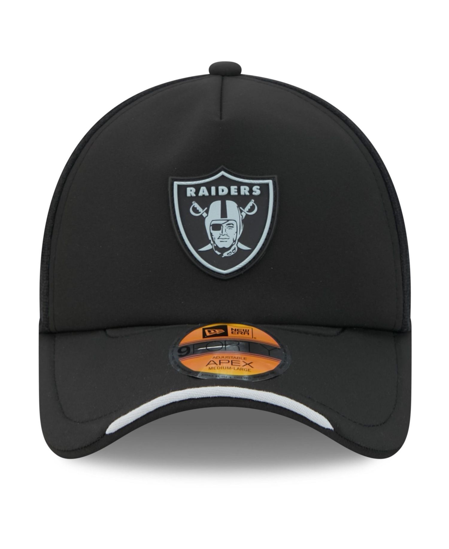 Men's Black Las Vegas Raiders 2026 Sideline Apex 9FORTY Adjustable Trucker Hat