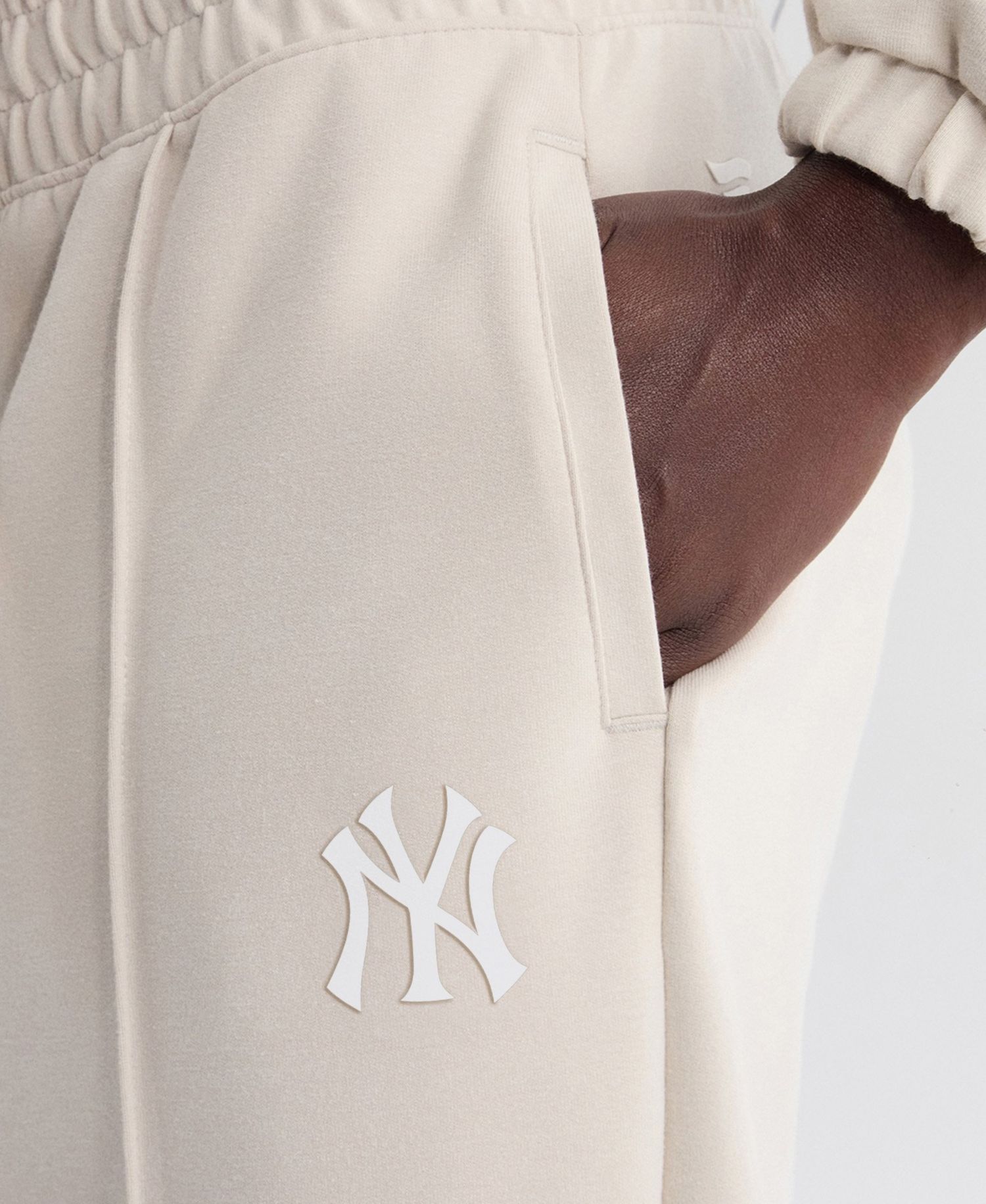 Women's New York Yankees Tri-Blend Straight-Leg Pants