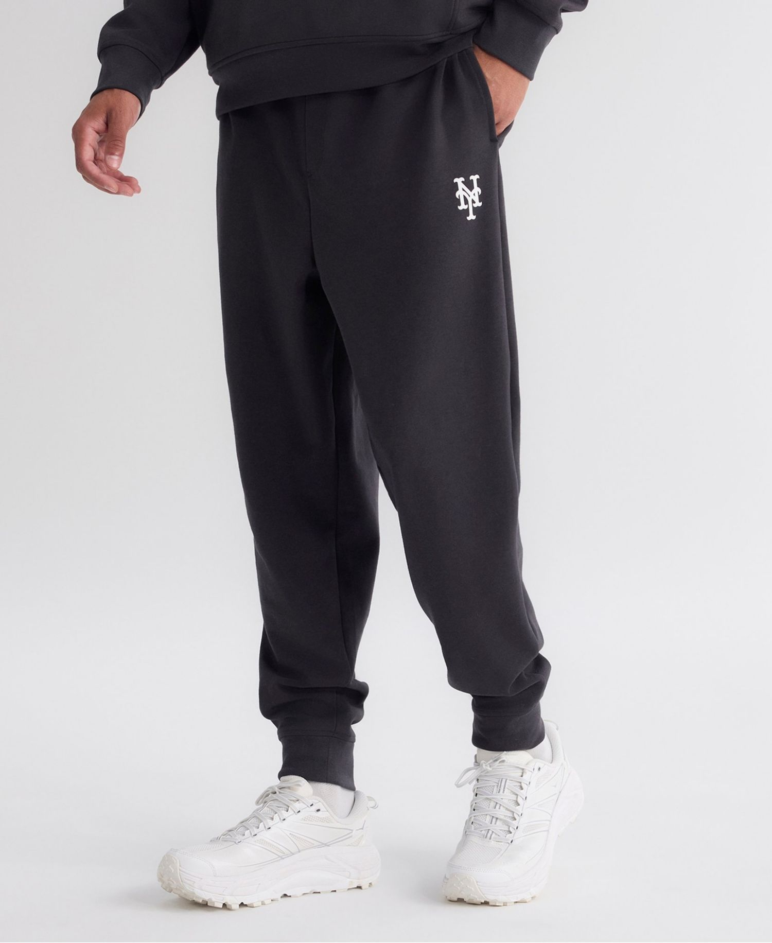 Men's Charcoal New York Mets Clutch Fleece Tri-Blend Joggers