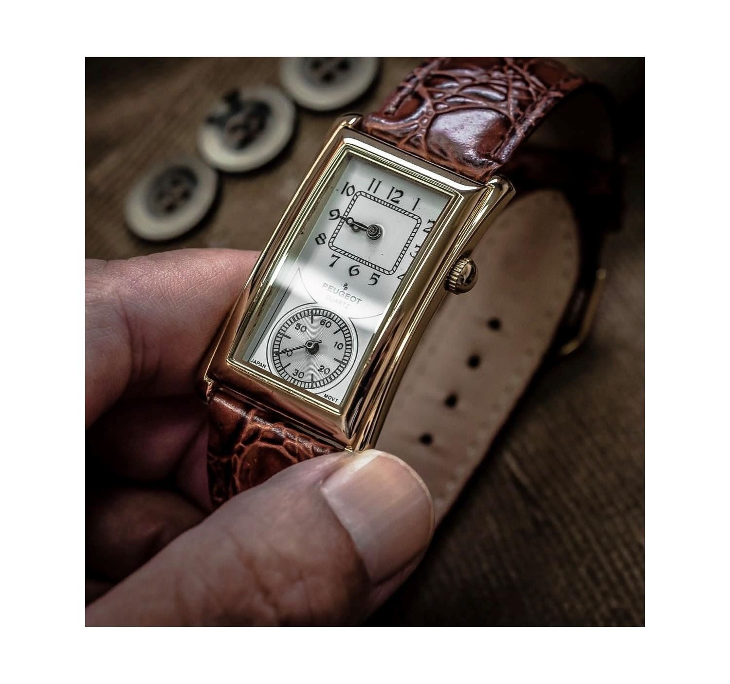 Men's 40x24 mm Gold Large Remote Sweep Leather Strap watch