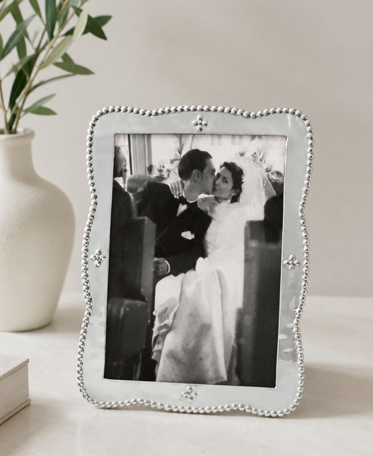 Mariposa Sueno Aluminum Photo Frame, 5" x 7"