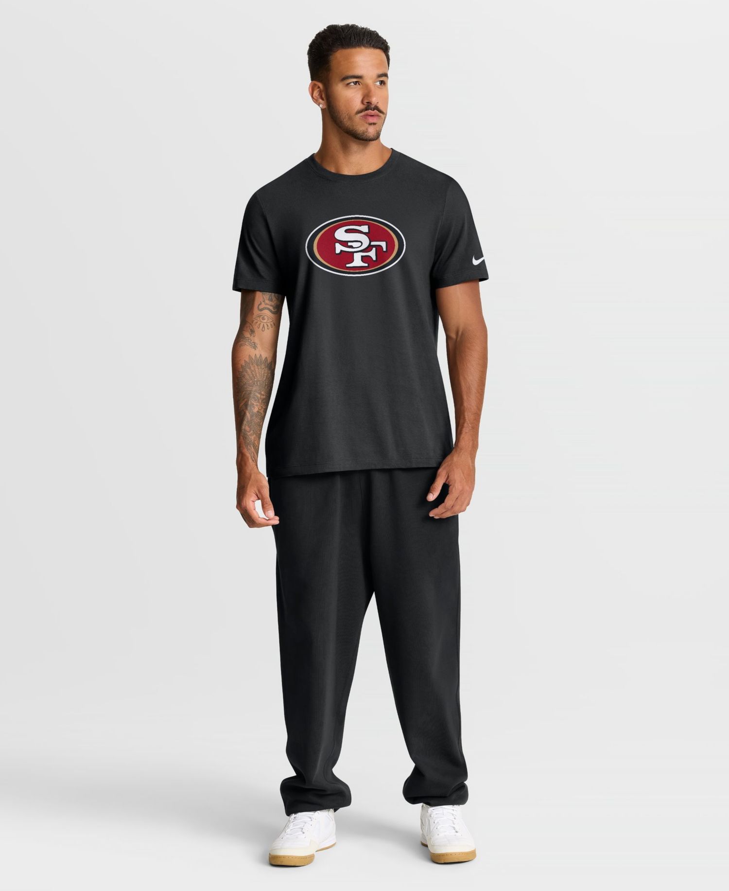 Men's San Francisco 49ers Logo Essential Crewneck T-Shirt