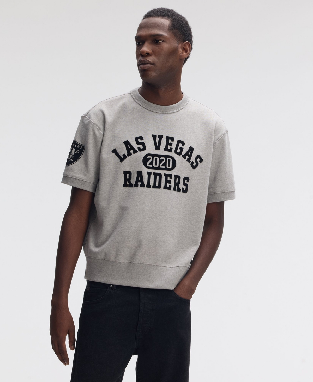 Fanatics Men's Las Vegas Raiders IconicFleece Fleece Crewneck Short-Sleeve Sweatshirt - Heather Gray