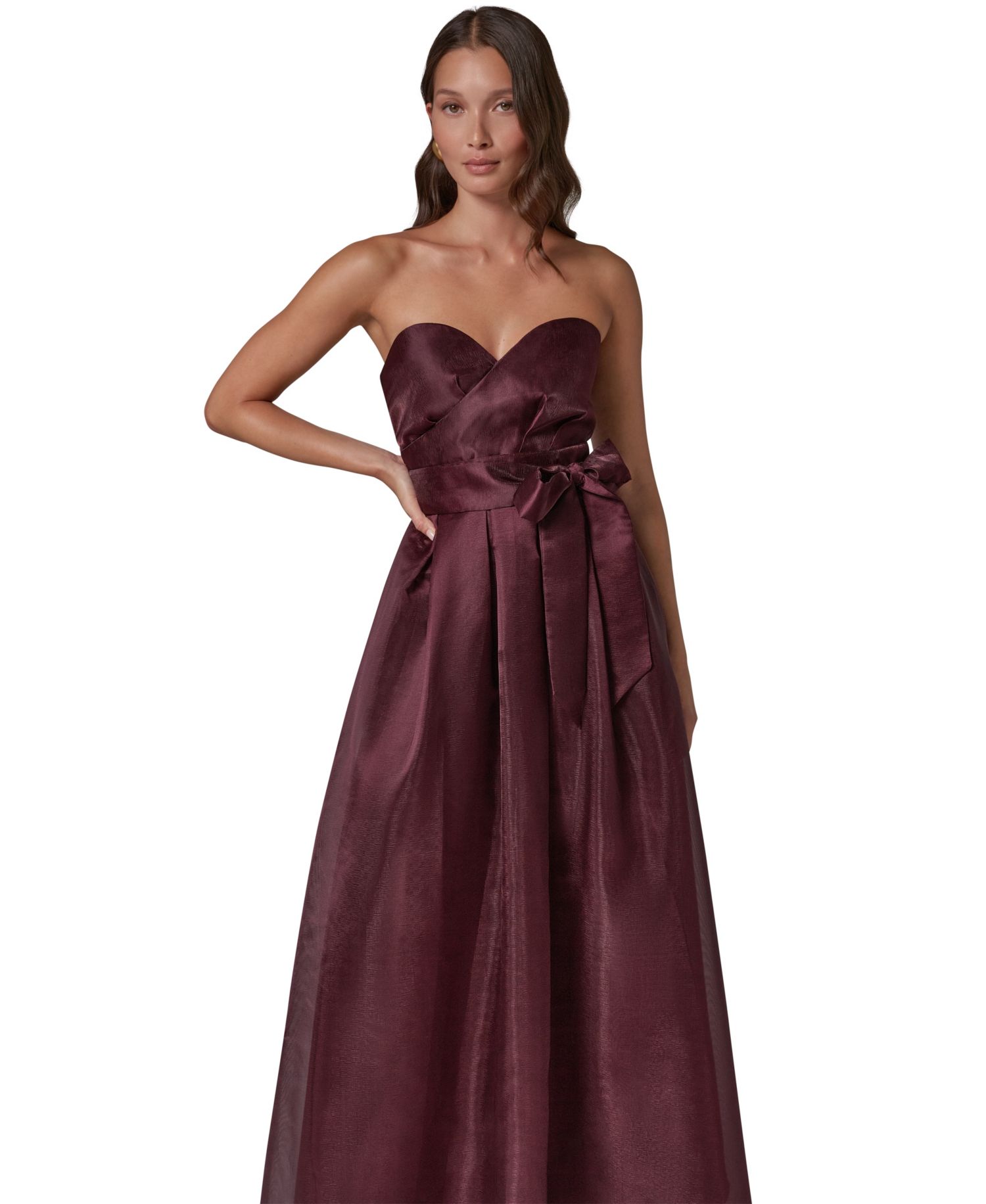 Women's Strapless Sweetheart Organza Pleated Gown