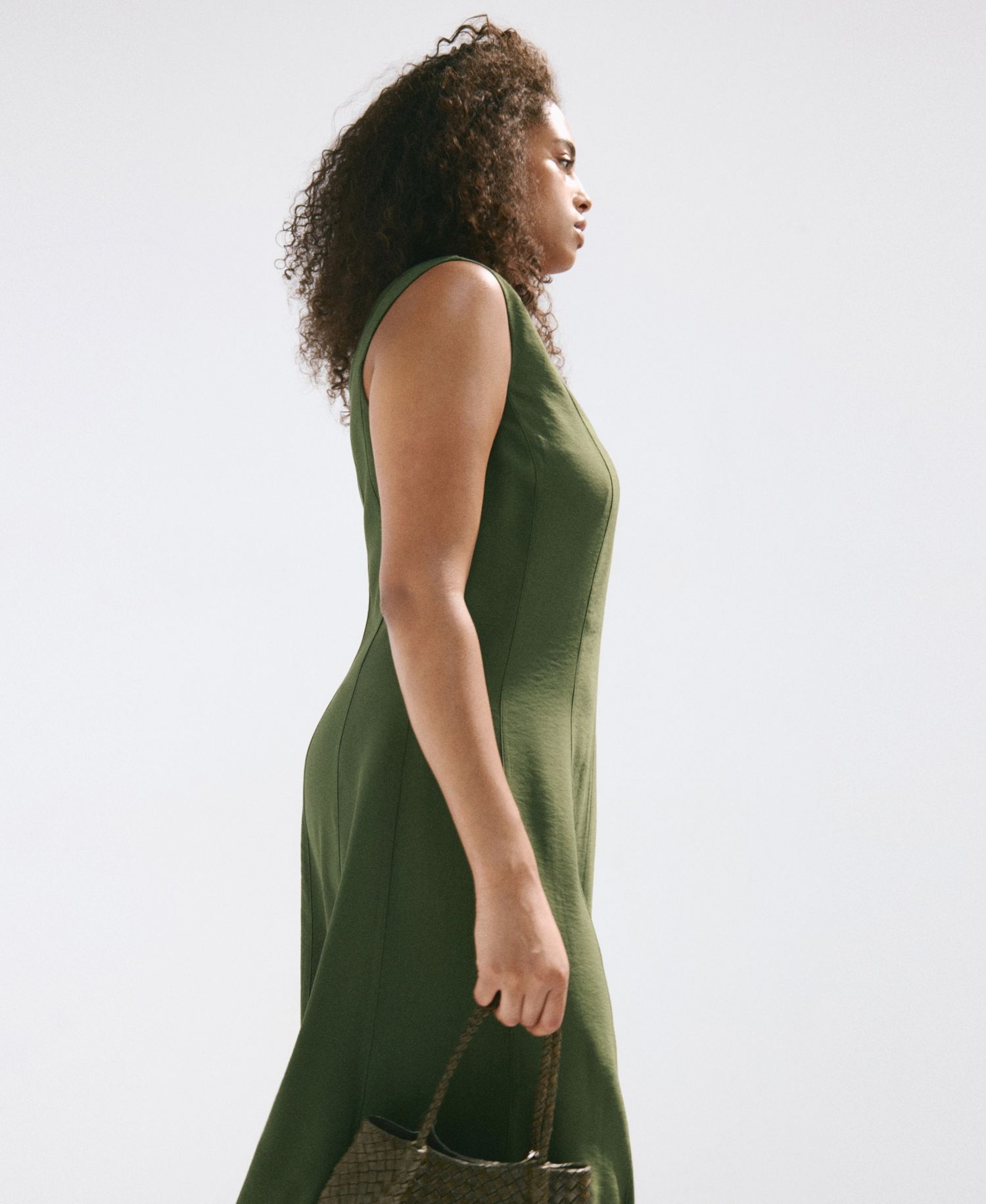 Women's Sleeveless V-Neck Midi Seam-Detail Dress