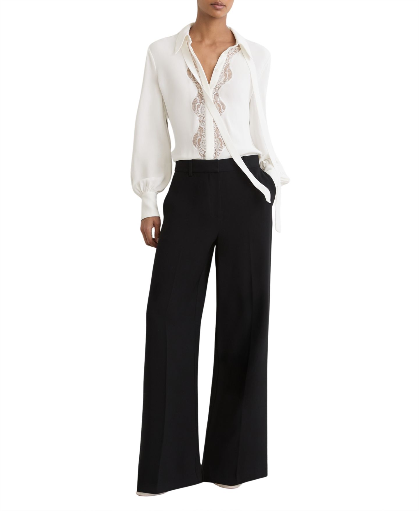 Женская блузка REISS Estelle Lace-Trim Tie-Neck, цвет: Слоновая кость — фото 2