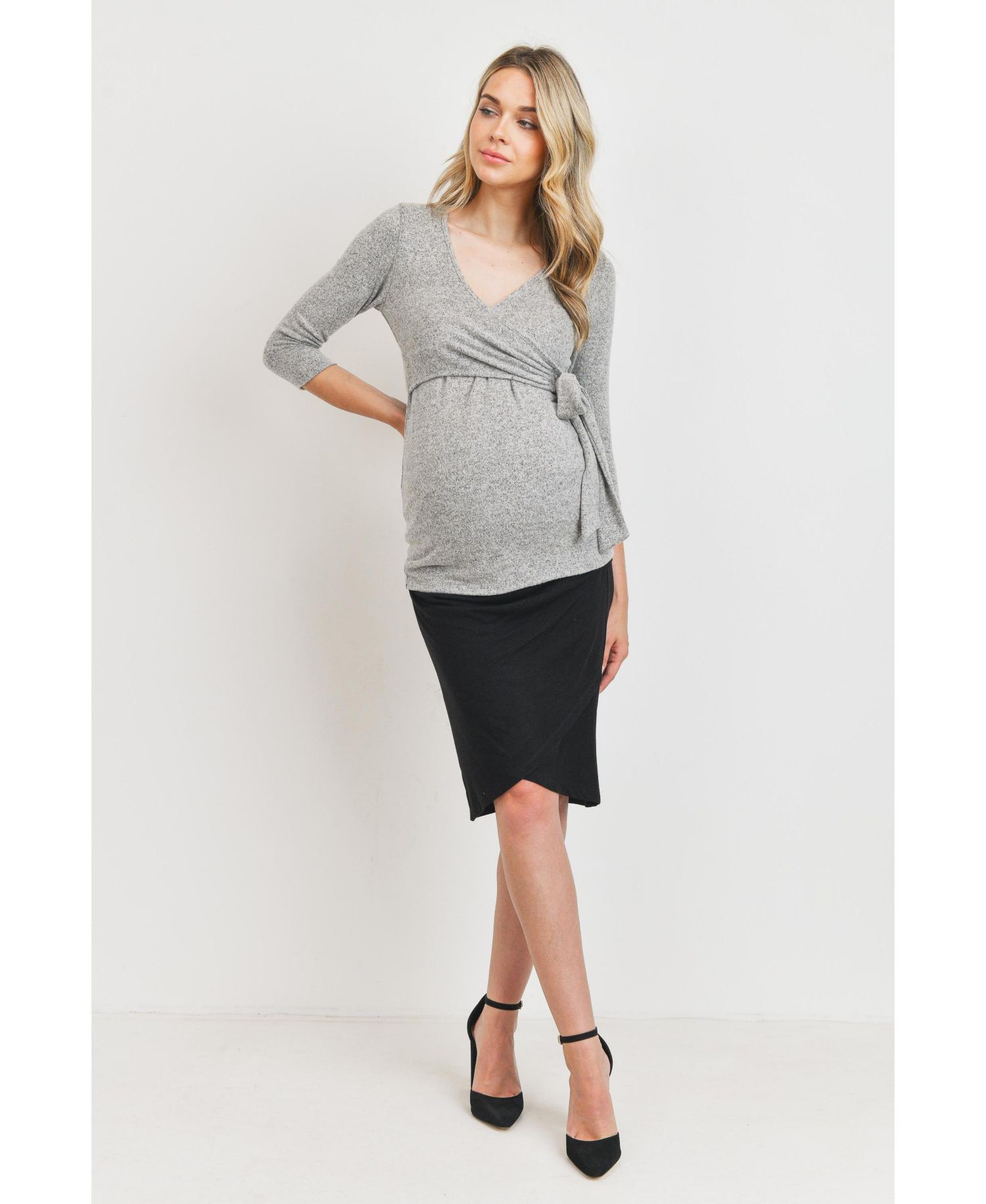 Women's Nursing Wrap V Neck 3/4 Sleeve Top
