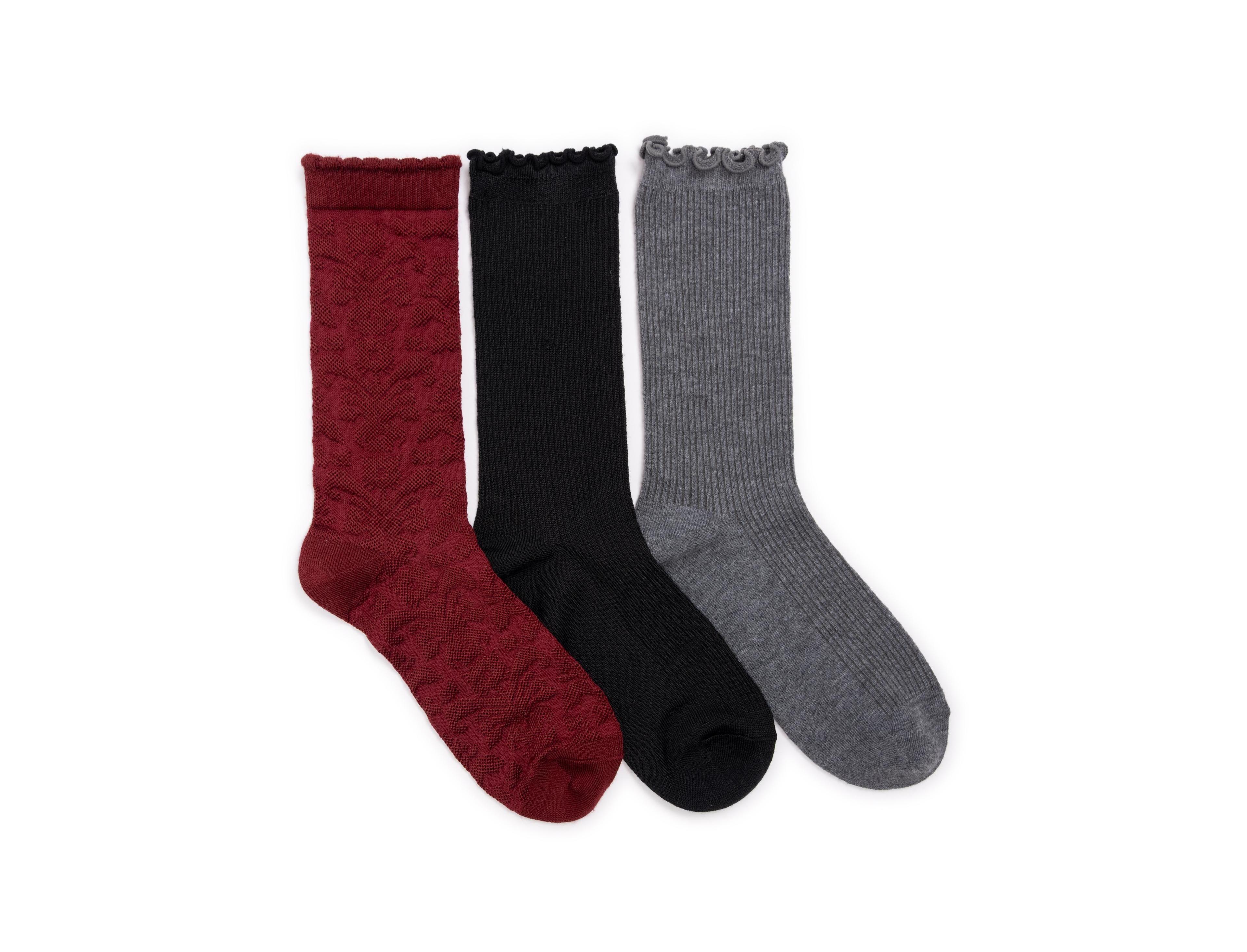 Muk Luks Women's 3 Pair Pack Whisper Soft Crew Socks