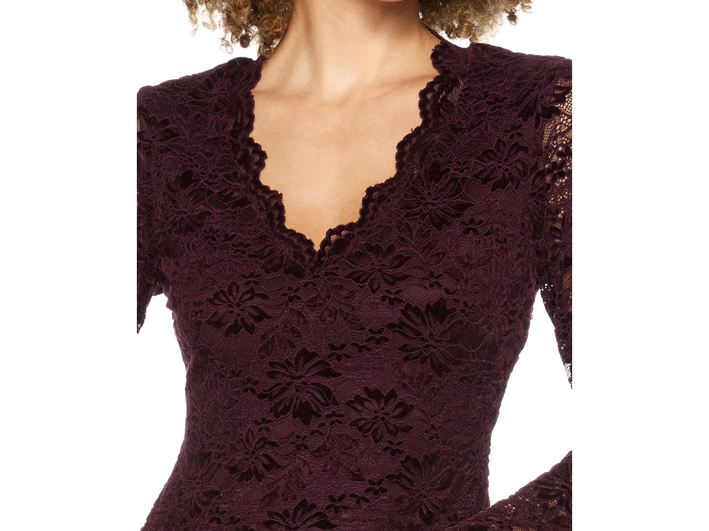 Женское платье Alex & Sophia Juniors' Burnout Lace V-Neck, цвет: Баклажановый — фото 5