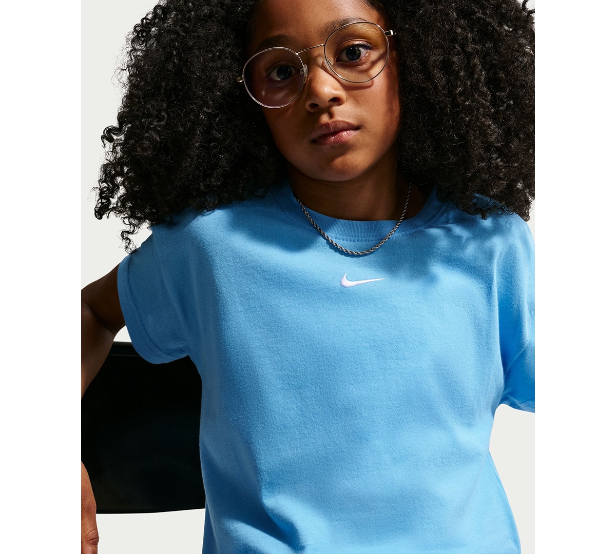 Nike Big Girls Sportswear Essential Cotton Swoosh Logo T-Shirt