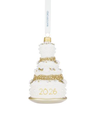 Holiday Heirlooms Wedding Cake 2026 Ornament
