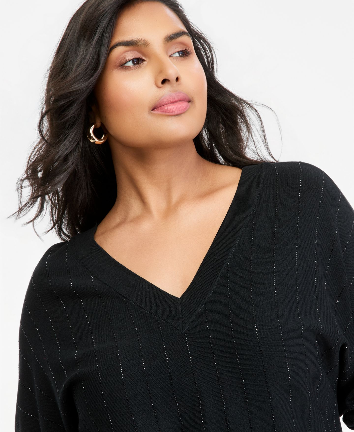 Женский свитер I.N.C. International Concepts Plus Size Rhinestone-Stripe V-Neck Pullover, цвет: Глубокий чёрный — фото 2