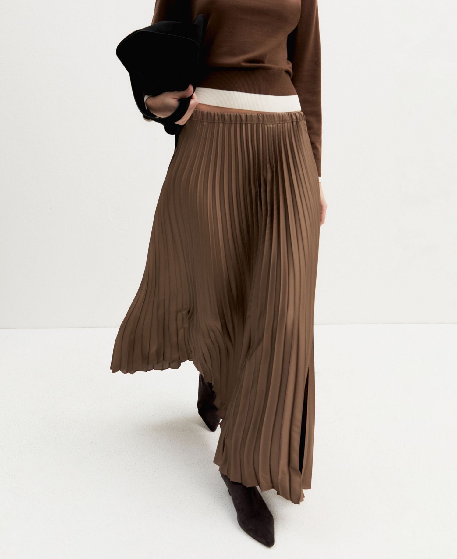 Women's Emmastrale High-Waisted Pleated Maxi Skirt