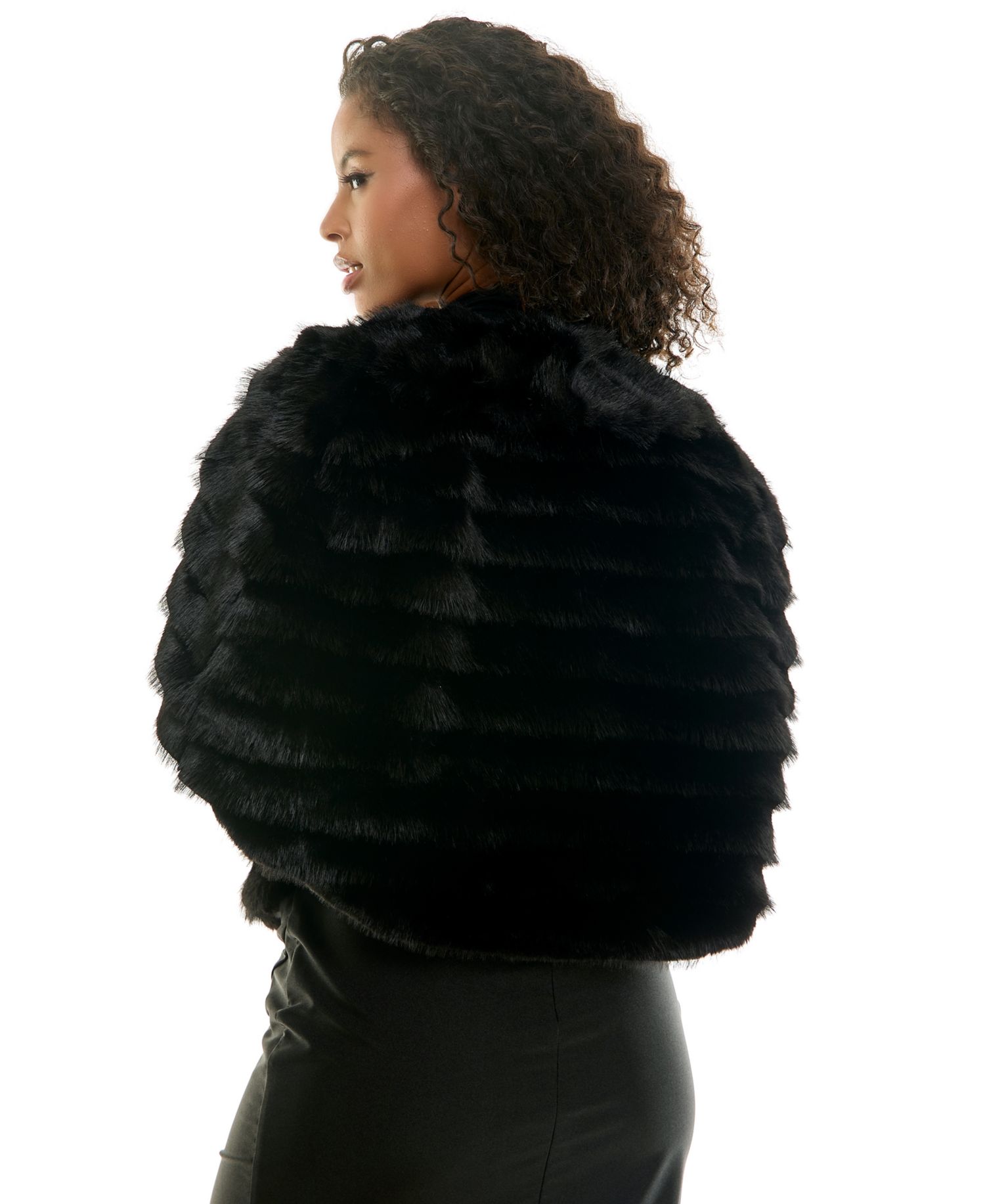 Juniors' Tiered Cropped Faux Fur Shawl Jacket