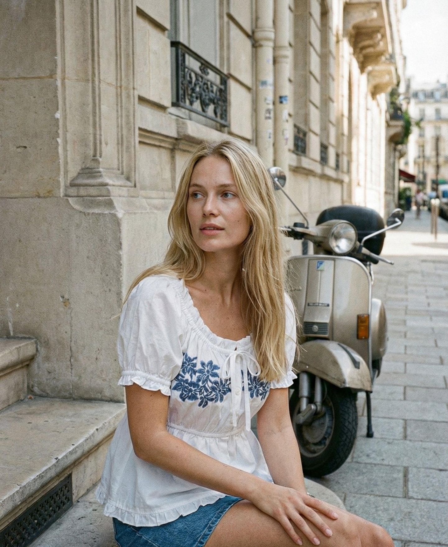 Женская блузка Modenaire Embroidered Peplum Ruffle-Trim, цвет: Белый — фото 11