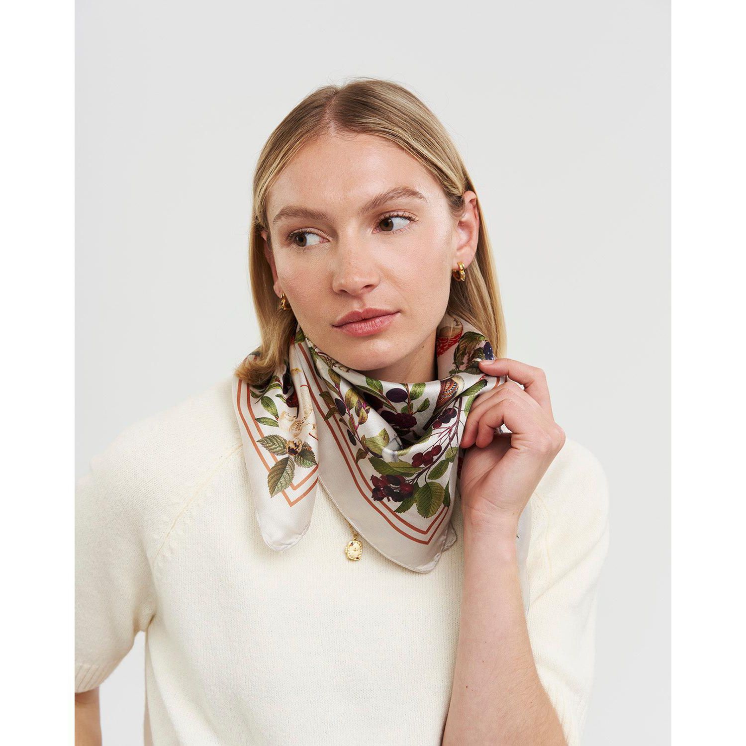 Women's Orla Mushroom Small Square Scarf