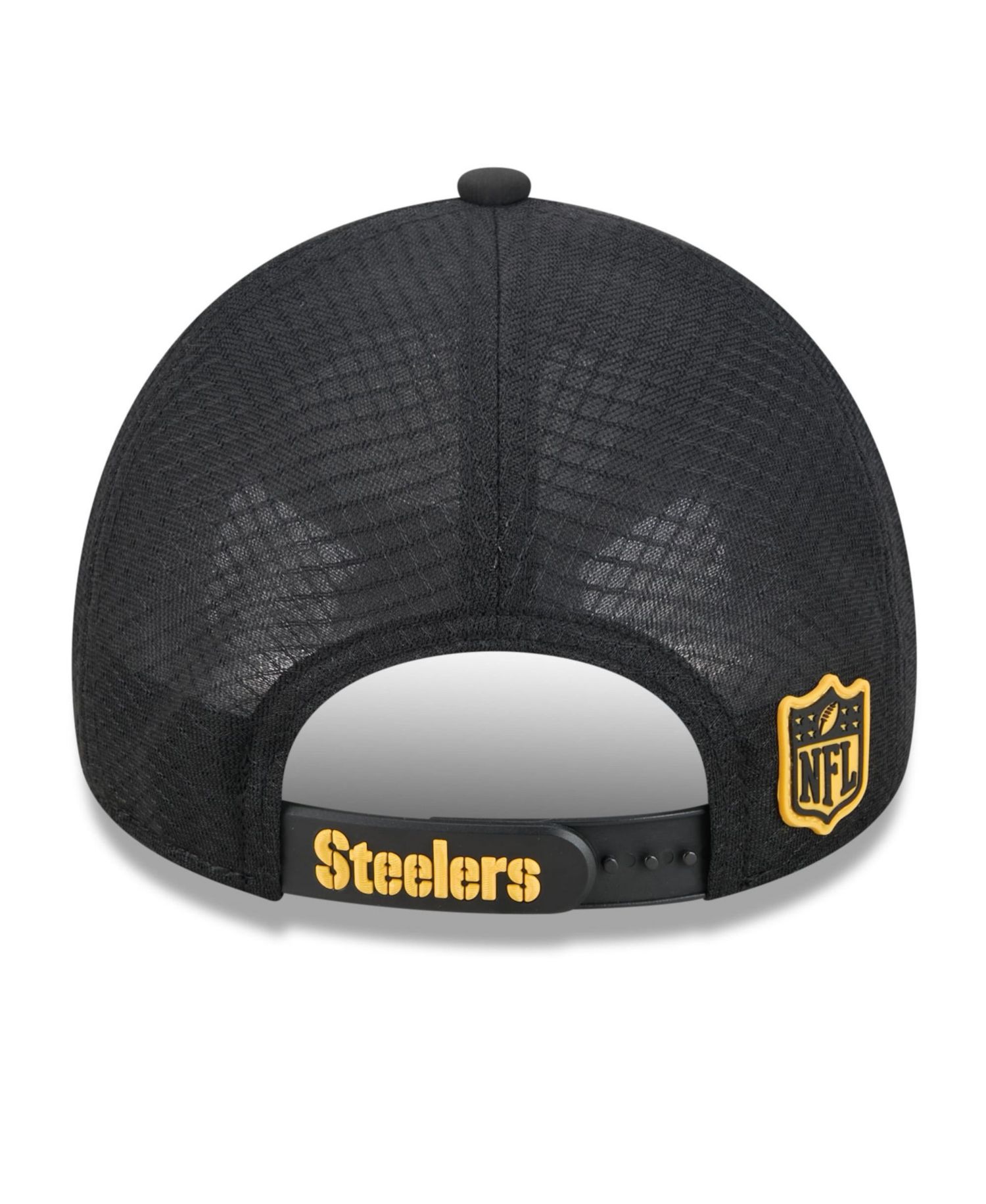 Big Boys and Girls Black Pittsburgh Steelers 2026 Sideline Apex 9FORTY Adjustable Trucker Hat